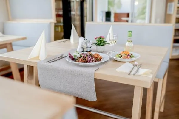 Hotel Donau-Ries Mertingen 3*,