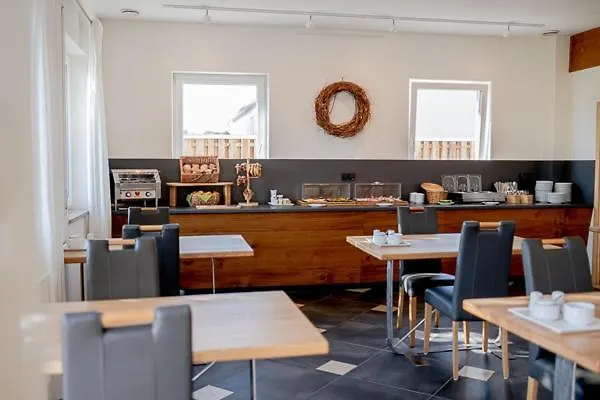 Hotel Donau-Ries Mertingen 3*,
